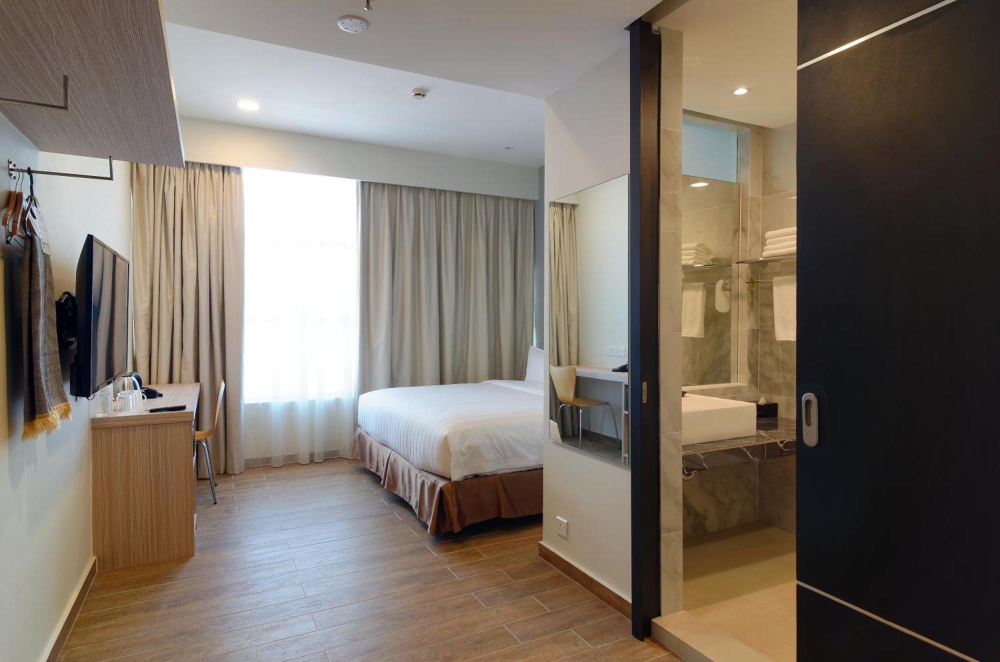 The Klagan Hotel Kota Kinabalu Bagian luar foto